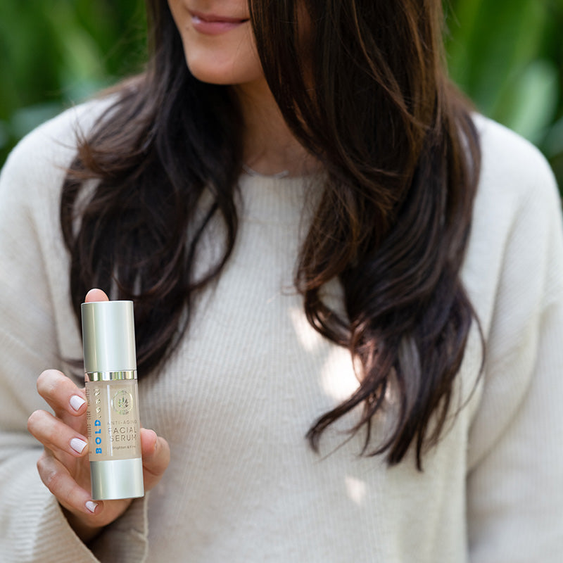 The .est 2020 BOLD.est Anti-Aging Face Serum is a deep penetrating, rejuvenating serum packed with anti-inflammatory and antioxidant ingredients. It is formulated with clean, all-natural ingredients including collagen peptides, hyaluronic acid, and highly concentrated Full Spectrum Nano CBD.